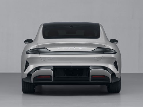 小米正開設多個汽車銷售類相關崗位,門店店長底薪可達 2 萬元